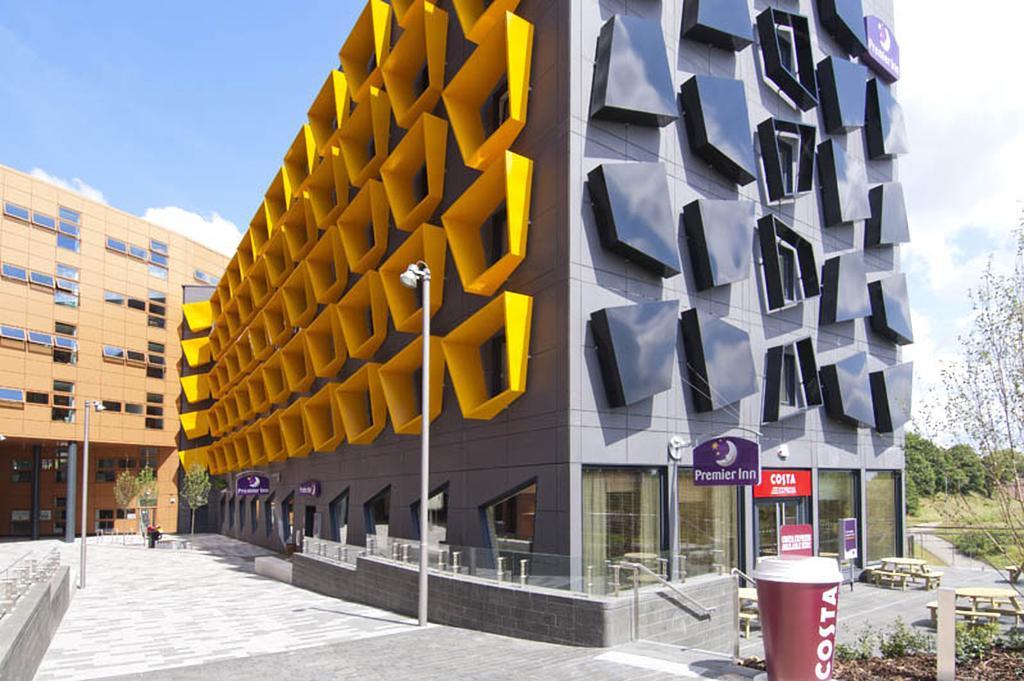 Premier Inn Manchester Bury Dış mekan fotoğraf